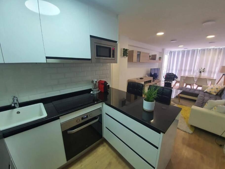 Beautiful Sea Views Cozy Apartment 350 M From Beach Benalmádena Exterior photo